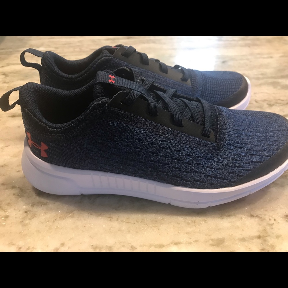 New! Under Armour Boys Sneakers